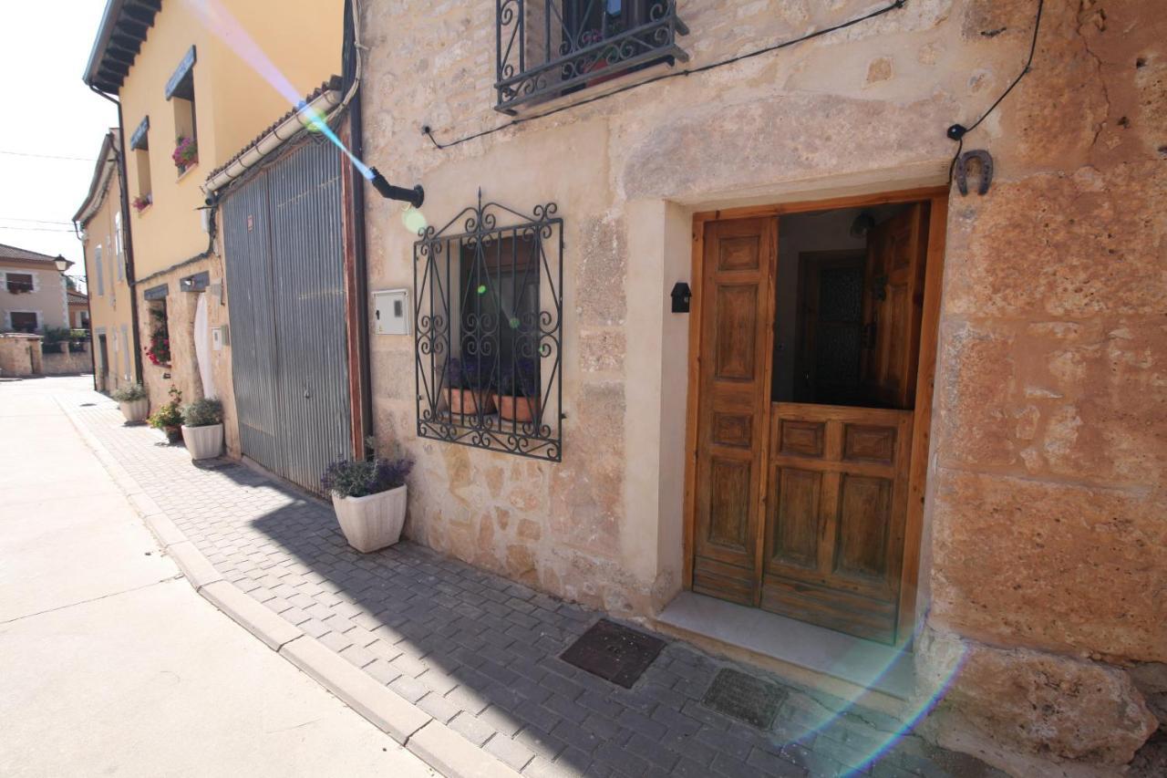Wabisabi Townhouse Villa Montejo de la Vega de la Serrezuela Exterior photo